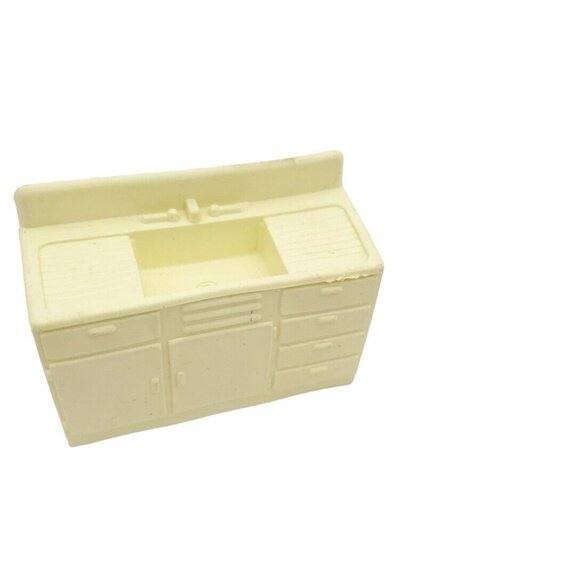 Vintage Marx Dollhouse Kitchen Lot Plastic Dollhouse Sink Fridge Table Chairs - Picture 6 of 9